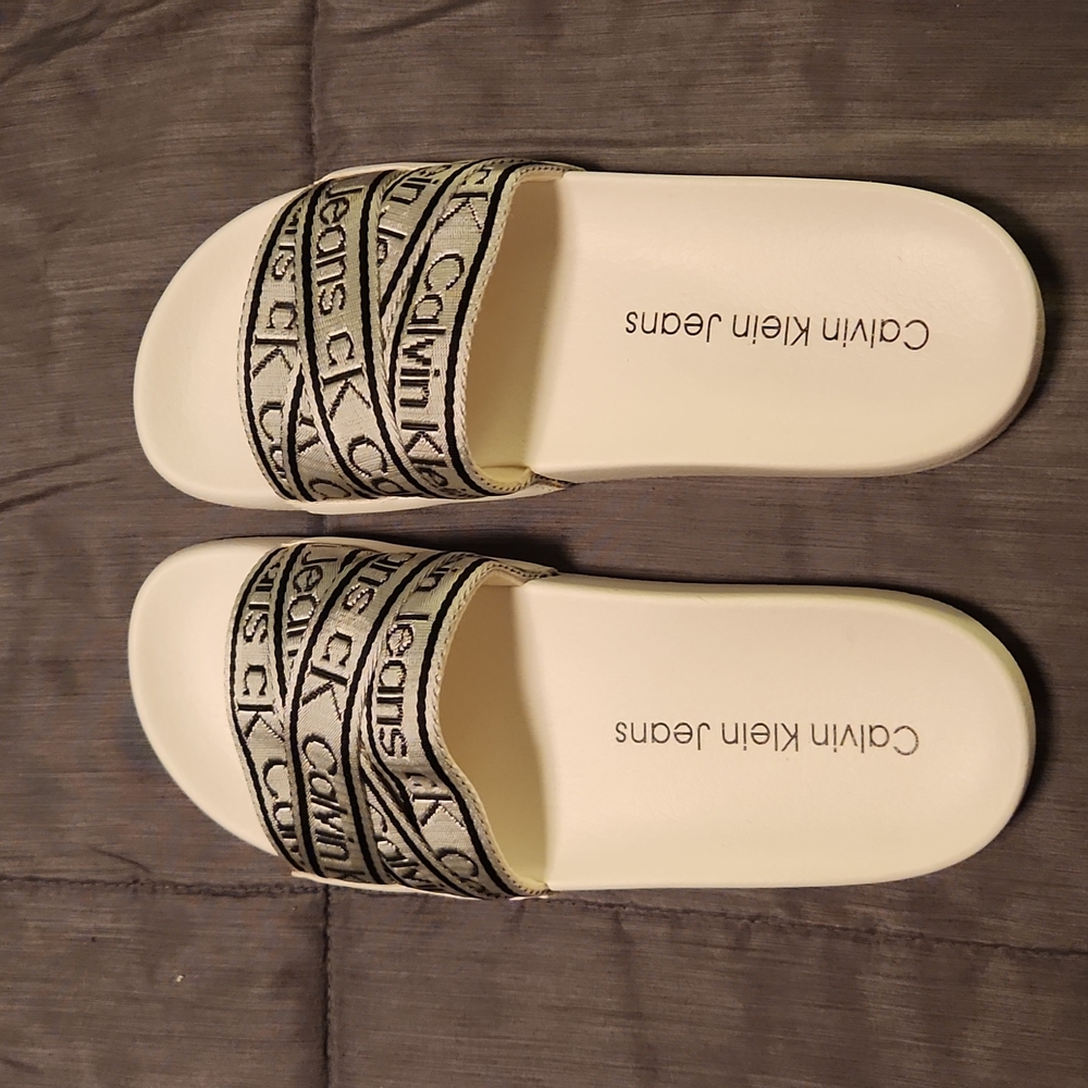 Size 7 Calvin Klein slides